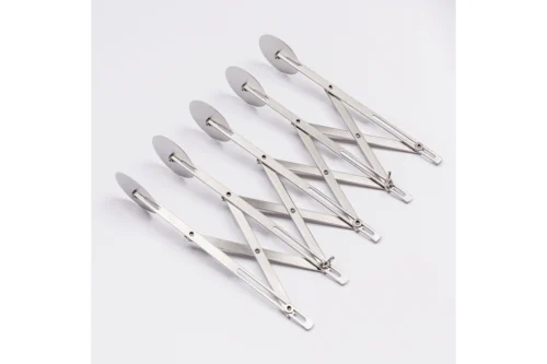 Expandable dough wheel divider with 5 plain stainless steel cutting wheels