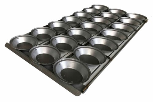 Self Cutting Pie Tray Oval - 3 Rows x 7, 16 Inch - Non-Stick - NZ02116T